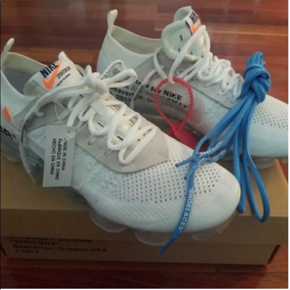 white offwhite vapormax